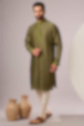 Green Silk Kurta Set by SAMMOHAN at Pernia's Pop Up Shop