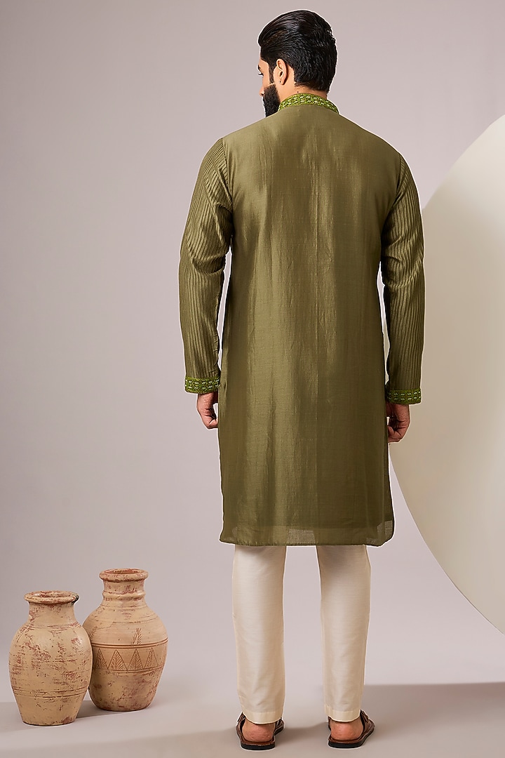 Green Silk Kurta Set by SAMMOHAN at Pernia's Pop Up Shop