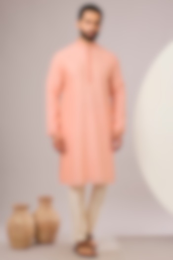 Peach Silk Kurta Set by SAMMOHAN at Pernia's Pop Up Shop