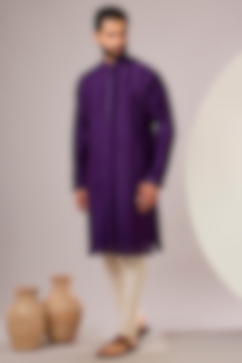 Purple Silk Kurta Set by SAMMOHAN at Pernia's Pop Up Shop
