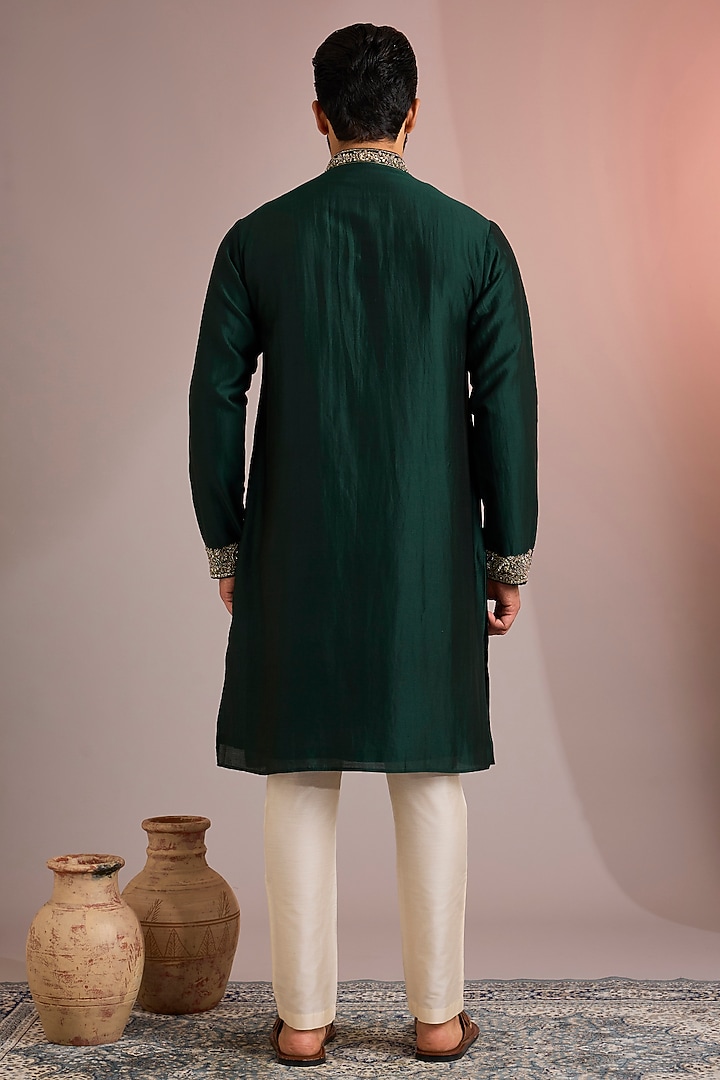 Emerald Green Silk Kurta Set by SAMMOHAN at Pernia's Pop Up Shop