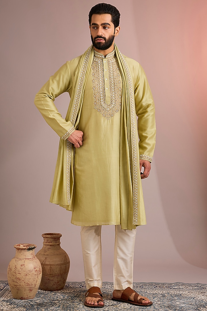 Light Green Silk Kurta Set by SAMMOHAN at Pernia's Pop Up Shop