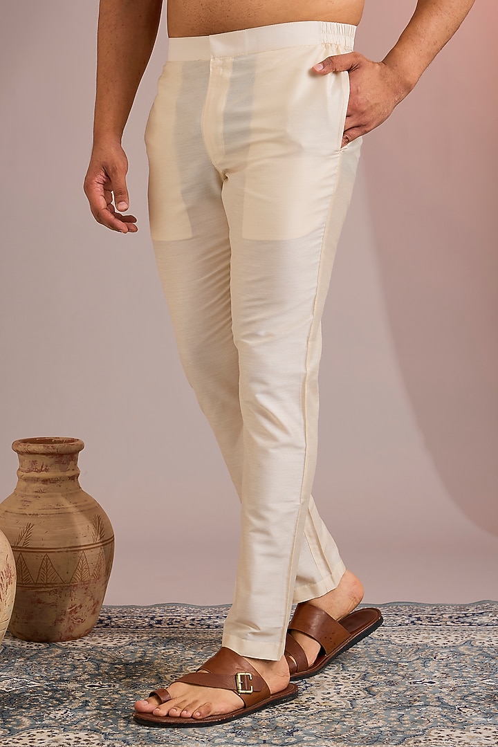 Light Green Silk Kurta Set by SAMMOHAN at Pernia's Pop Up Shop