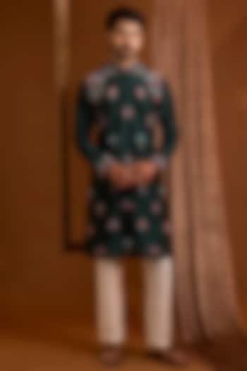 Emerald Green Silk Kurta Set by SAMMOHAN at Pernia's Pop Up Shop
