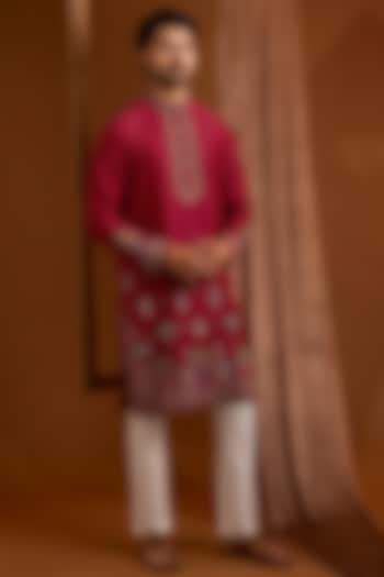 Red Silk Kurta Set by SAMMOHAN at Pernia's Pop Up Shop