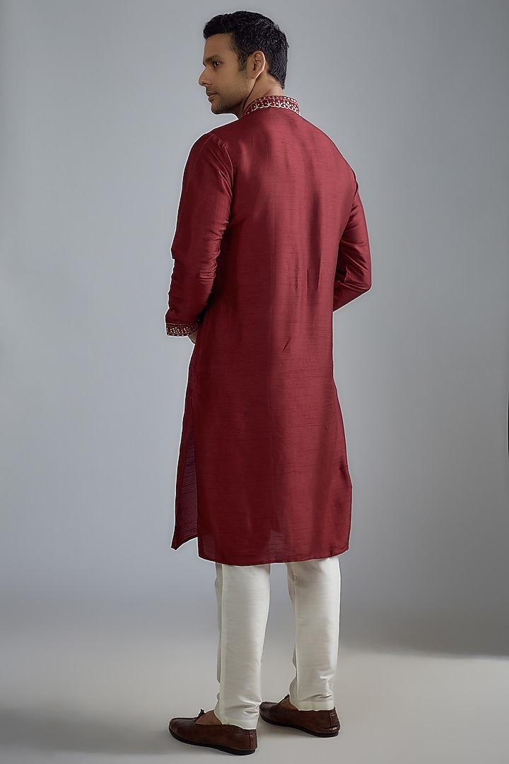 Maroon Tussar Machine Embroidered Kurta Set by ALOUKIK at Pernia's Pop Up Shop