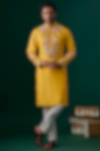 Yellow Silk Embroidered Kurta Set by SAMMOHAN
