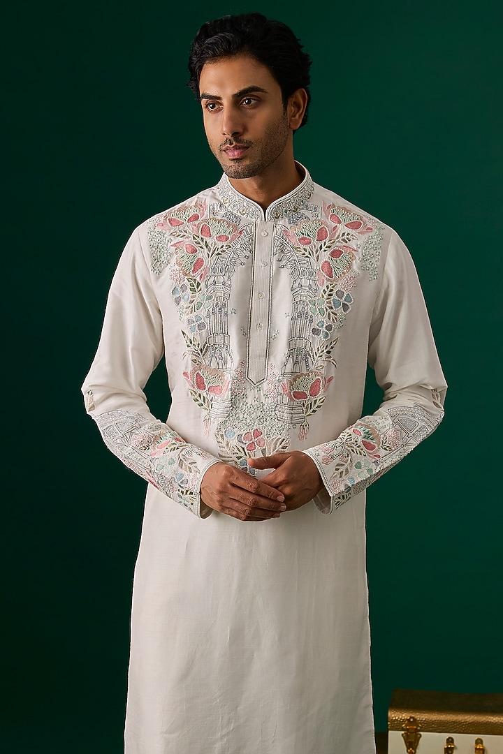 Off-White Silk Embroidered Kurta Set by SAMMOHAN at Pernia's Pop Up Shop