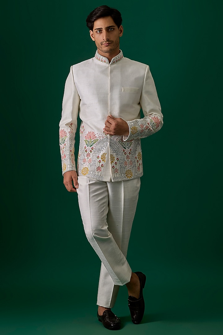 Off-White Raw Silk Hand & Machine Embroidered Bandhgala Set by SAMMOHAN