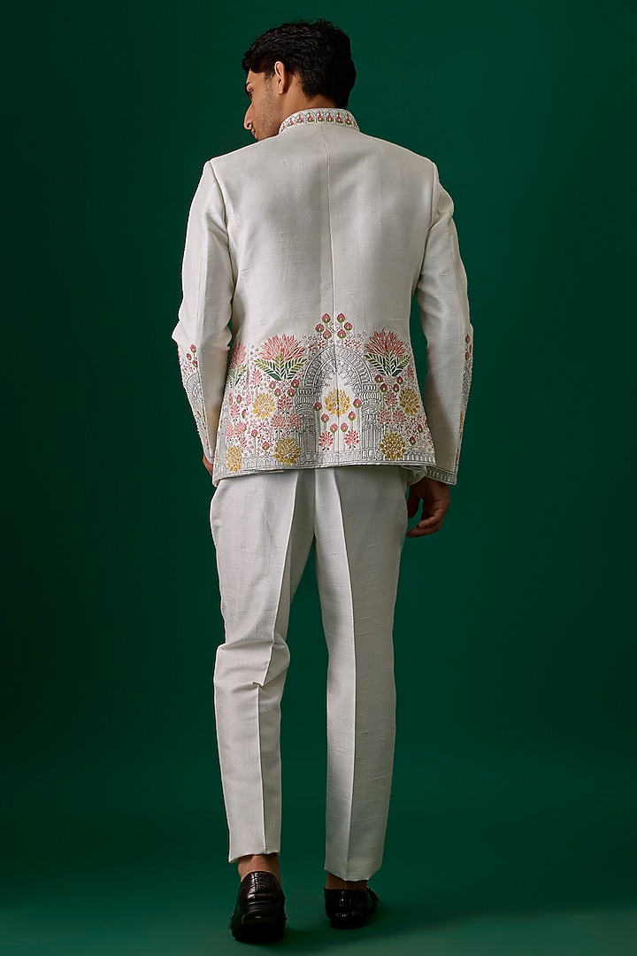 Off-White Raw Silk Hand & Machine Embroidered Bandhgala Set by SAMMOHAN at Pernia's Pop Up Shop