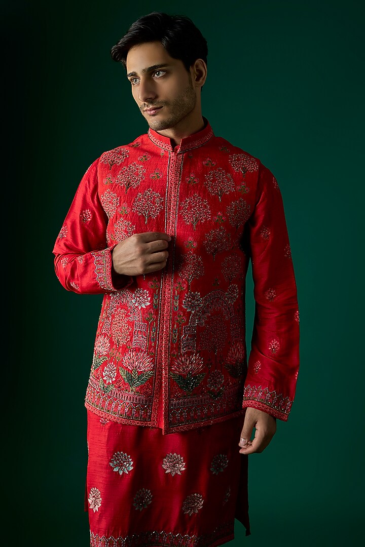 Red Silk Bundi Set by SAMMOHAN at Pernia's Pop Up Shop