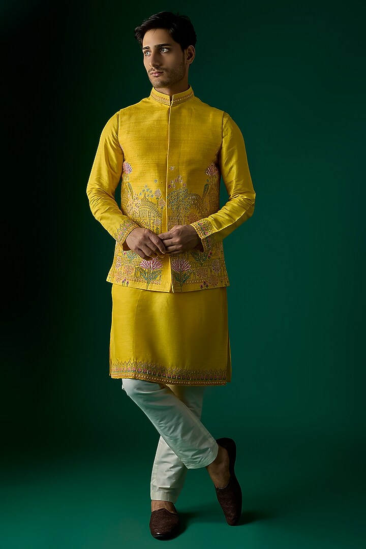 Yellow Silk Bundi Set by SAMMOHAN at Pernia's Pop Up Shop