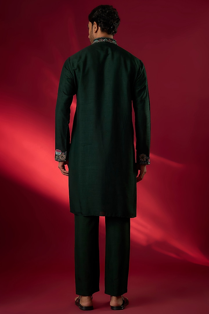 Emerald Green Tussar Hand & Machine Embroidered Kurta Set by SAMMOHAN at Pernia's Pop Up Shop