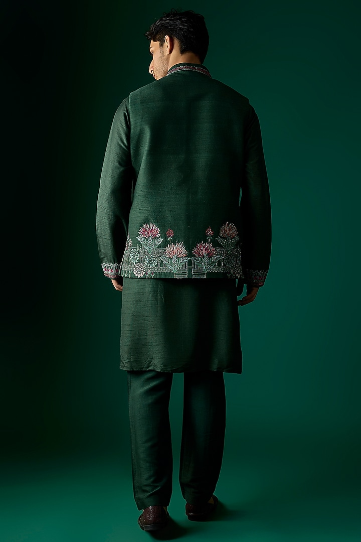 Green Silk Bundi Set by SAMMOHAN at Pernia's Pop Up Shop