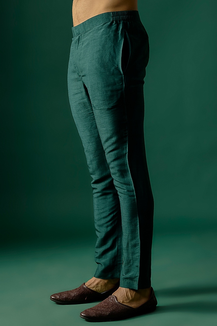Emerald Green Silk Groom Indowestern Set by SAMMOHAN at Pernia's Pop Up Shop