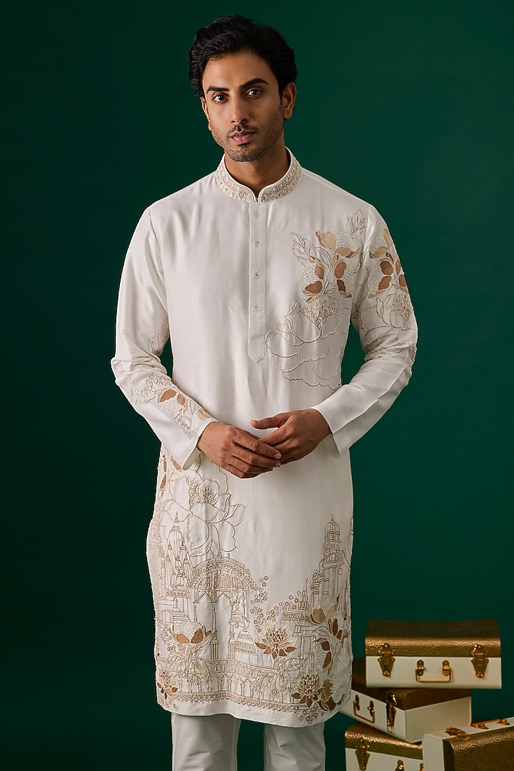 Off-White Silk Embroidered Kurta Set by SAMMOHAN at Pernia's Pop Up Shop