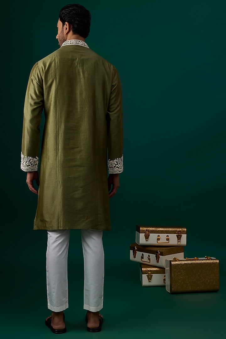 Green Silk Embroidered Kurta Set by SAMMOHAN at Pernia's Pop Up Shop