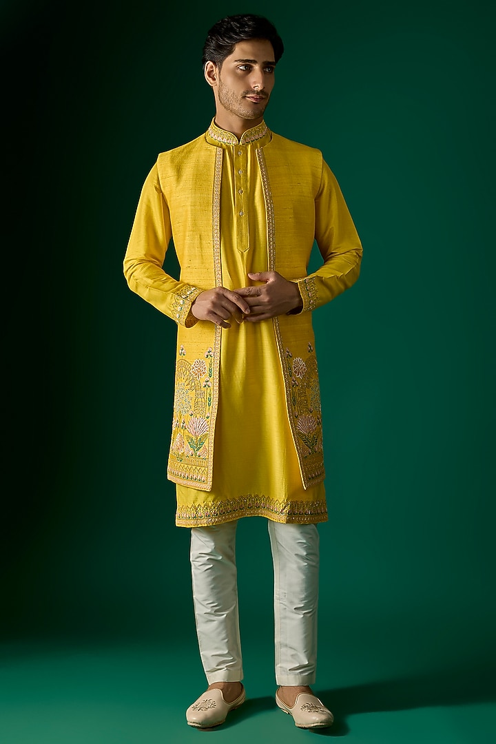 Yellow Silk Indowesterm Set by SAMMOHAN at Pernia's Pop Up Shop