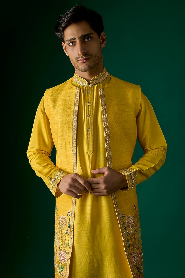 Yellow Silk Indowesterm Set by SAMMOHAN at Pernia's Pop Up Shop