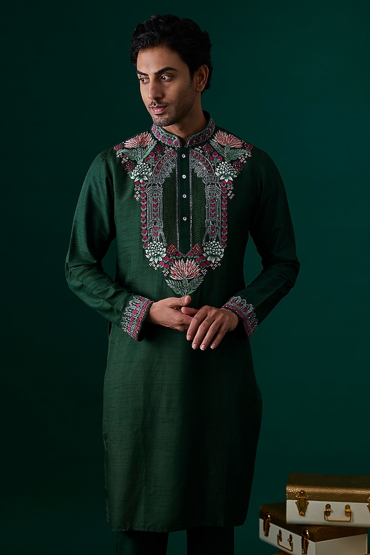 Green Silk Embroidered Kurta Set by SAMMOHAN at Pernia's Pop Up Shop