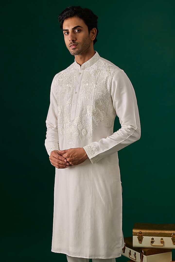 Off-White Silk Embroidered Kurta Set by SAMMOHAN at Pernia's Pop Up Shop