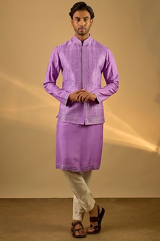 Lilac Raw Silk Mirror Embroidered Bundi Jacket Set by SAMMOHAN