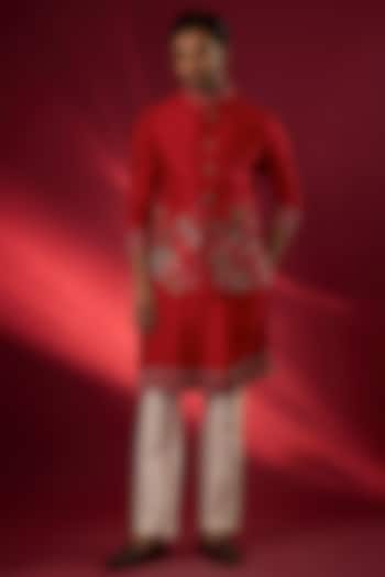Red Raw Silk Hand & Machine Embroidered Bundi Jacket Set by SAMMOHAN at Pernia's Pop Up Shop