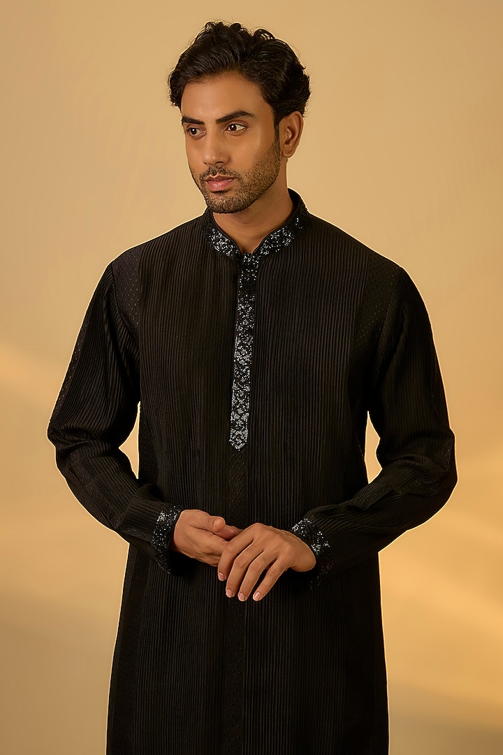 Black Chanderi Hand & Machine Embroidered Kurta Set by SAMMOHAN at Pernia's Pop Up Shop