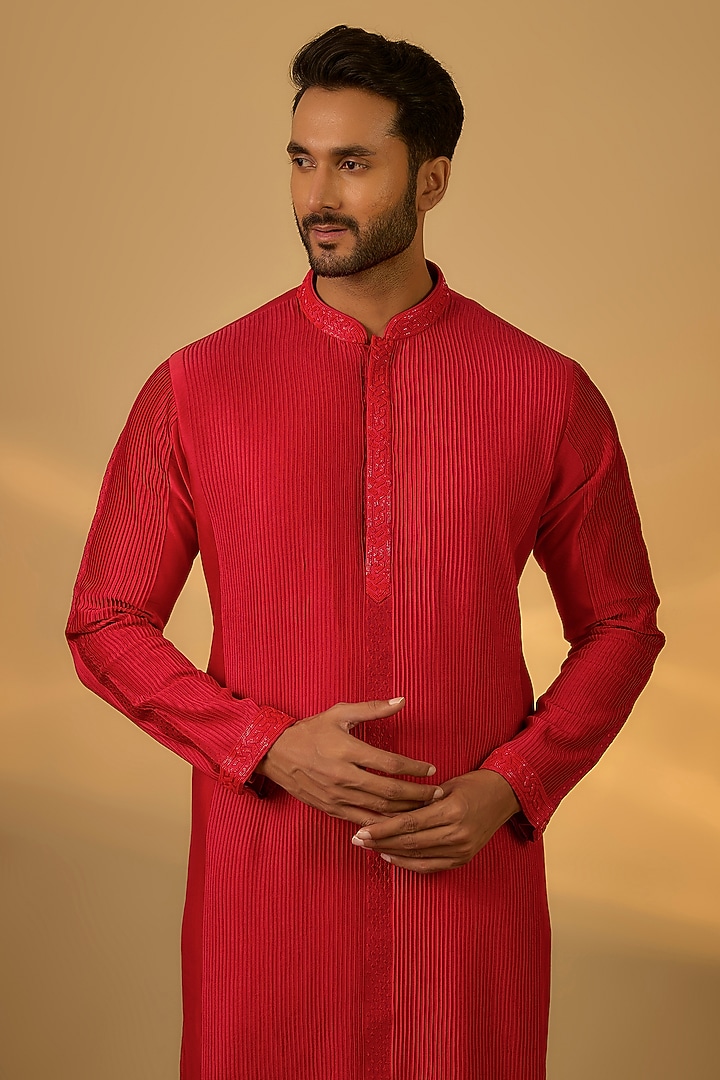 Red Chanderi Hand & Machine Embroidered Kurta Set by SAMMOHAN at Pernia's Pop Up Shop