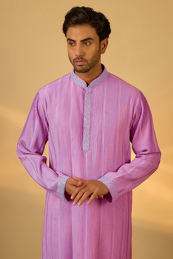 Lilac Chanderi Hand & Machine Embroidered Kurta Set by SAMMOHAN at Pernia's Pop Up Shop