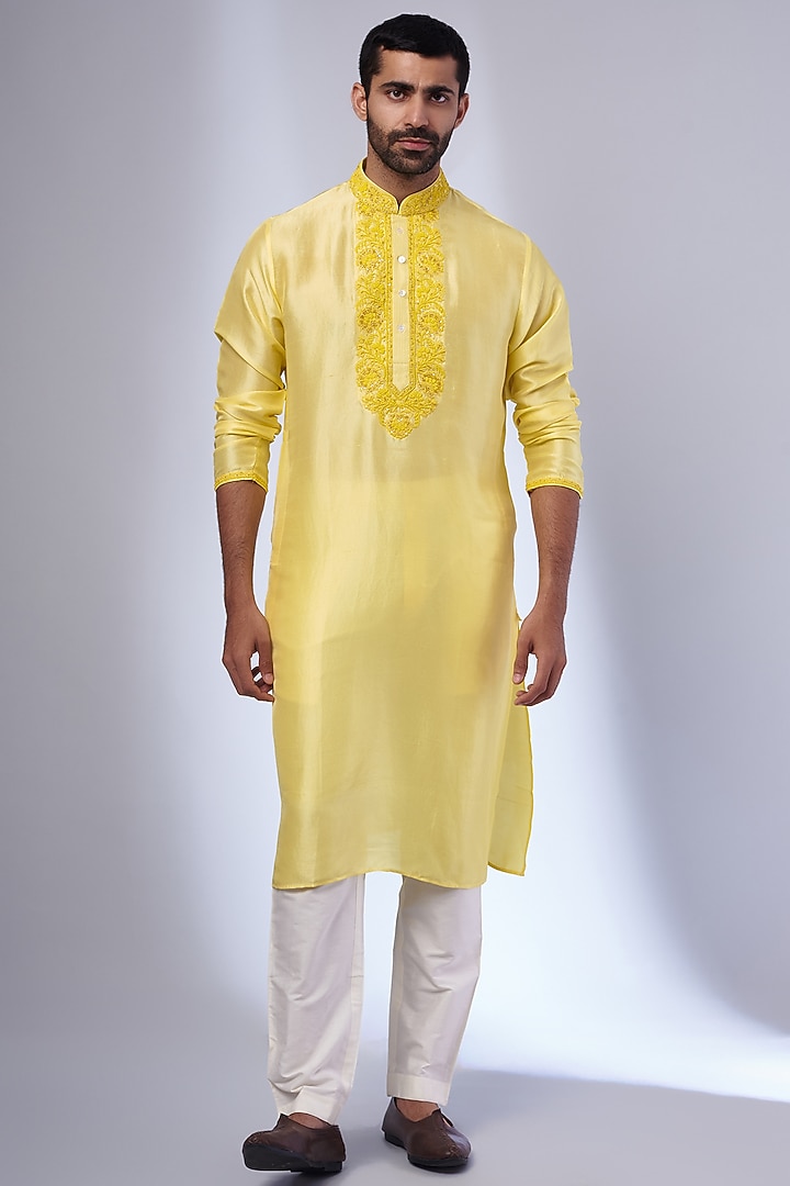 Yellow Pure Silk Hand Embroidered Kurta Set by SAMMOHAN at Pernia's Pop Up Shop