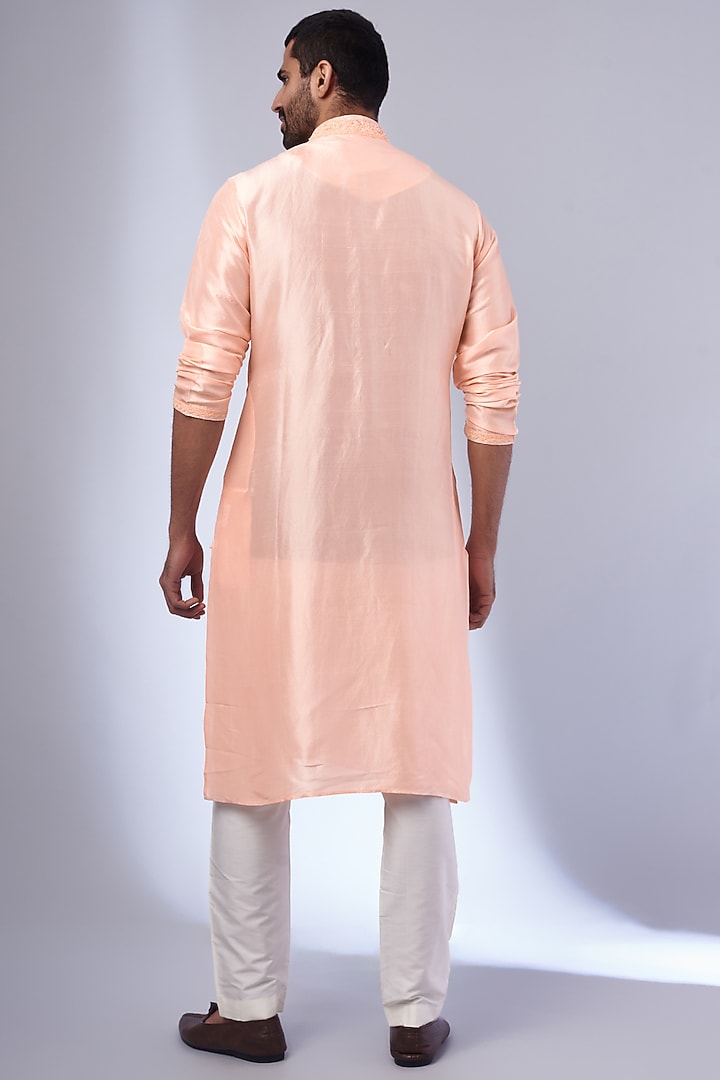 Peach Pure Silk Hand Embroidered Kurta Set by SAMMOHAN at Pernia's Pop Up Shop