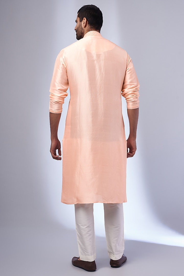 Peach Pure Silk Hand Embroidered Kurta Set by SAMMOHAN at Pernia's Pop Up Shop