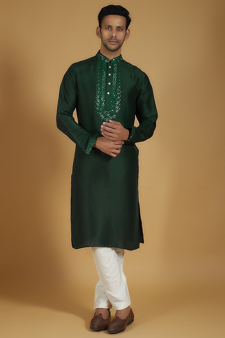 Emerald Green Pure Silk Cutdana Hand Embroidered Kurta Set by SAMMOHAN at Pernia's Pop Up Shop