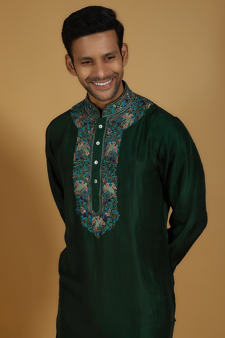 Emerald Green Pure Silk Kashmiri Embroidered Kurta Set by SAMMOHAN at Pernia's Pop Up Shop
