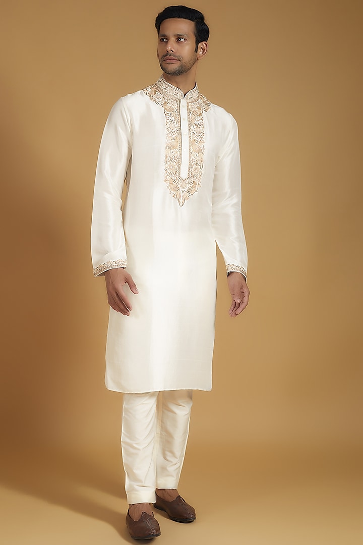 Ivory Pure Silk Kashmiri Embroidered Kurta Set by SAMMOHAN