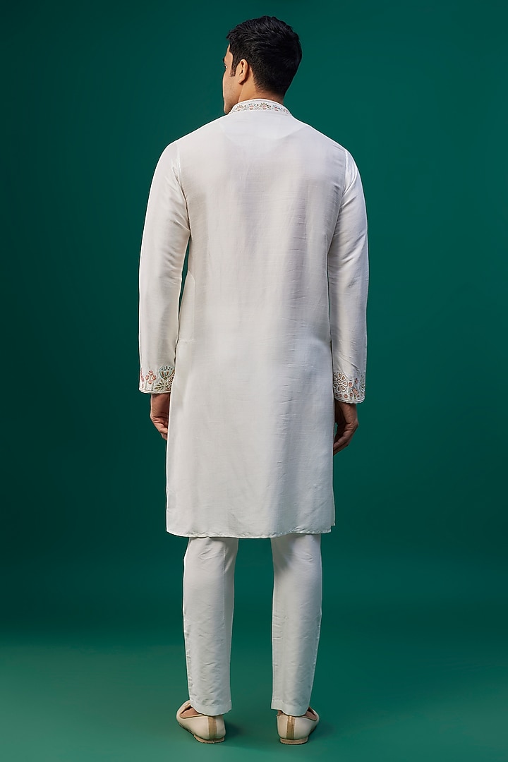 Ivory Tussar Resham Hand & Machine Embroidered Kurta Set by SAMMOHAN at Pernia's Pop Up Shop