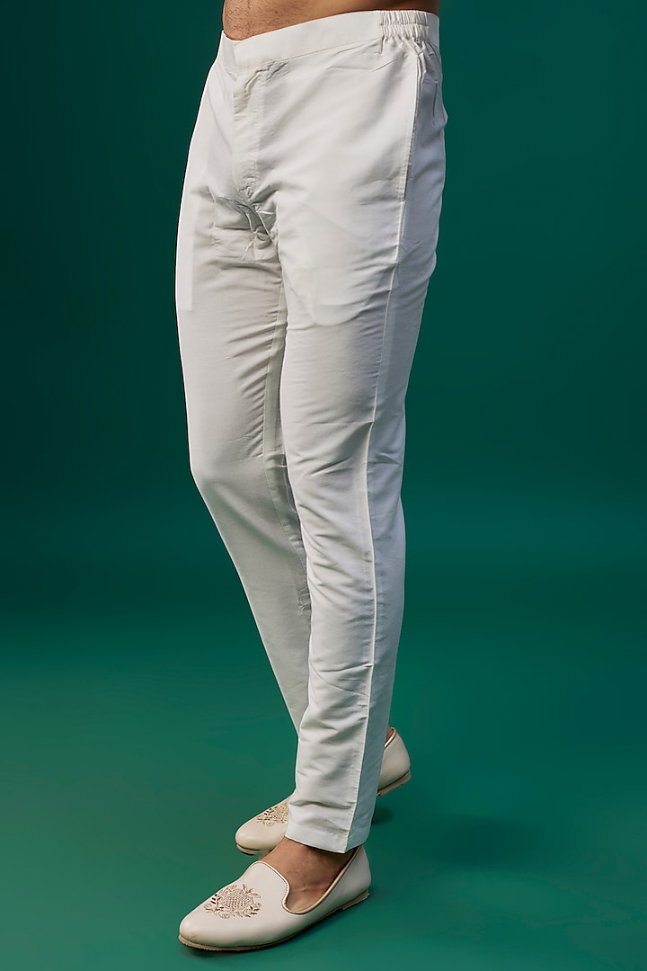 Ivory Tussar Resham Hand & Machine Embroidered Kurta Set by SAMMOHAN at Pernia's Pop Up Shop