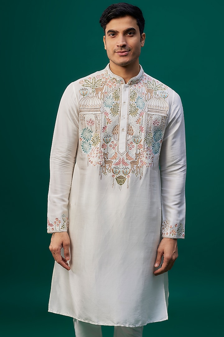 Ivory Tussar Resham Hand & Machine Embroidered Kurta Set by SAMMOHAN at Pernia's Pop Up Shop