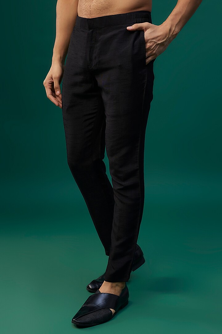 Black Tussar Resham Hand & Machine Embroidered Kurta Set by SAMMOHAN at Pernia's Pop Up Shop