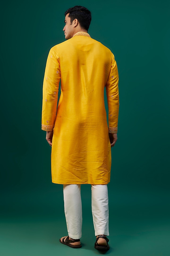 Yellow Tussar Resham Hand & Machine Embroidered Kurta Set by SAMMOHAN at Pernia's Pop Up Shop