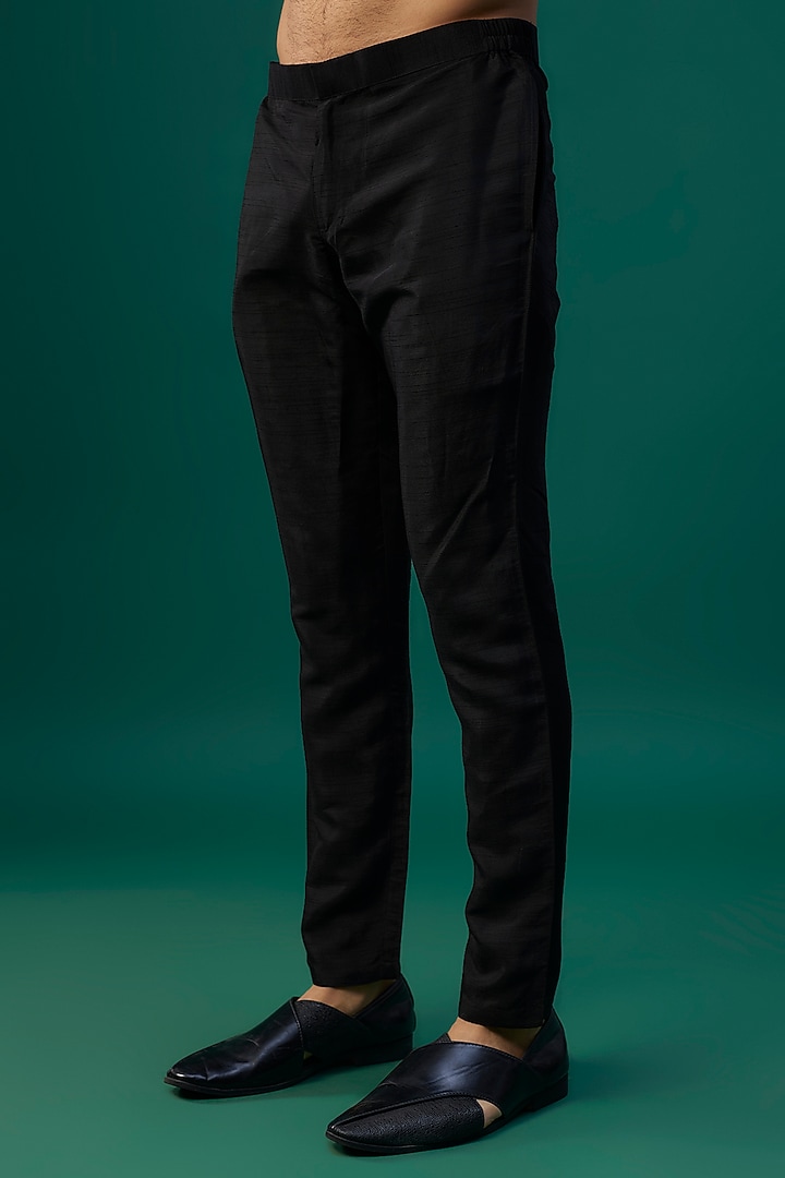 Black Tussar Resham Hand & Machine Embroidered Kurta Set by SAMMOHAN at Pernia's Pop Up Shop