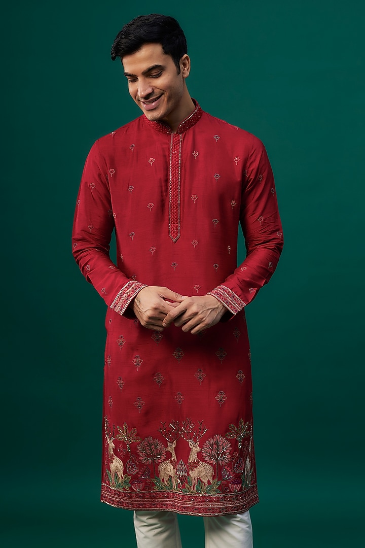 Red Tussar Resham Hand & Machine Embroidered Kurta Set by SAMMOHAN at Pernia's Pop Up Shop
