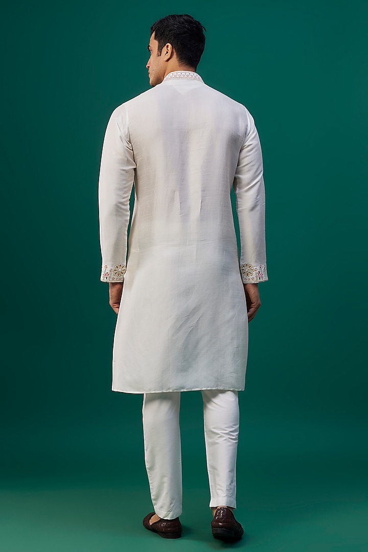 Ivory Tussar Resham Hand & Machine Embroidered Kurta Set by SAMMOHAN at Pernia's Pop Up Shop