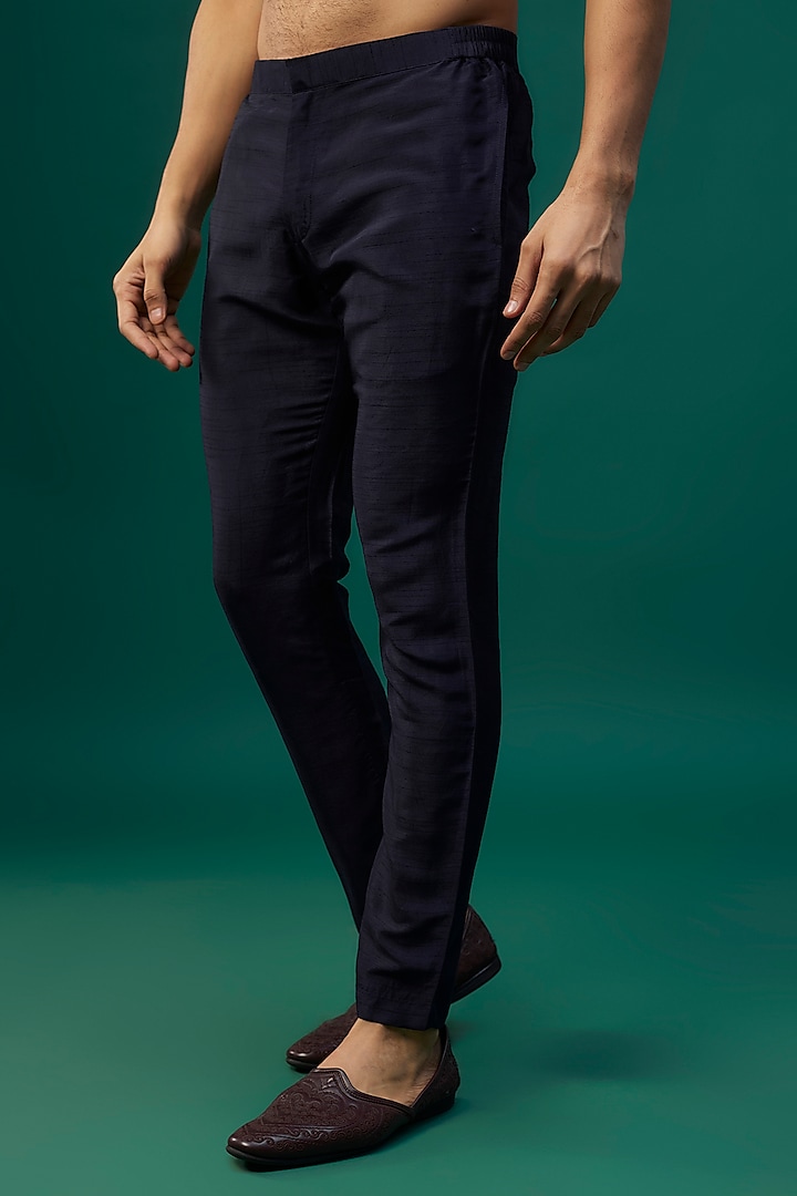 Navy Blue Raw Silk Resham Hand & Machine Embroidered Bundi Jacket Set by SAMMOHAN at Pernia's Pop Up Shop