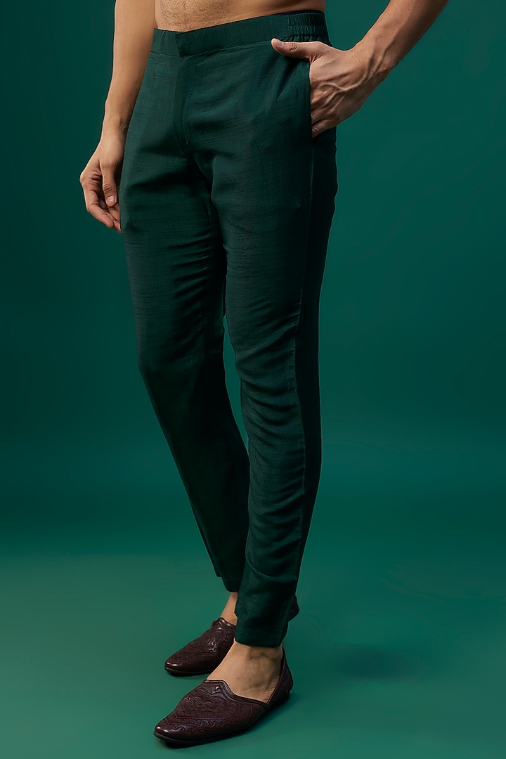 Emerald Green Raw Silk Resham Hand & Machine Embroidered Bundi Jacket Set by SAMMOHAN at Pernia's Pop Up Shop