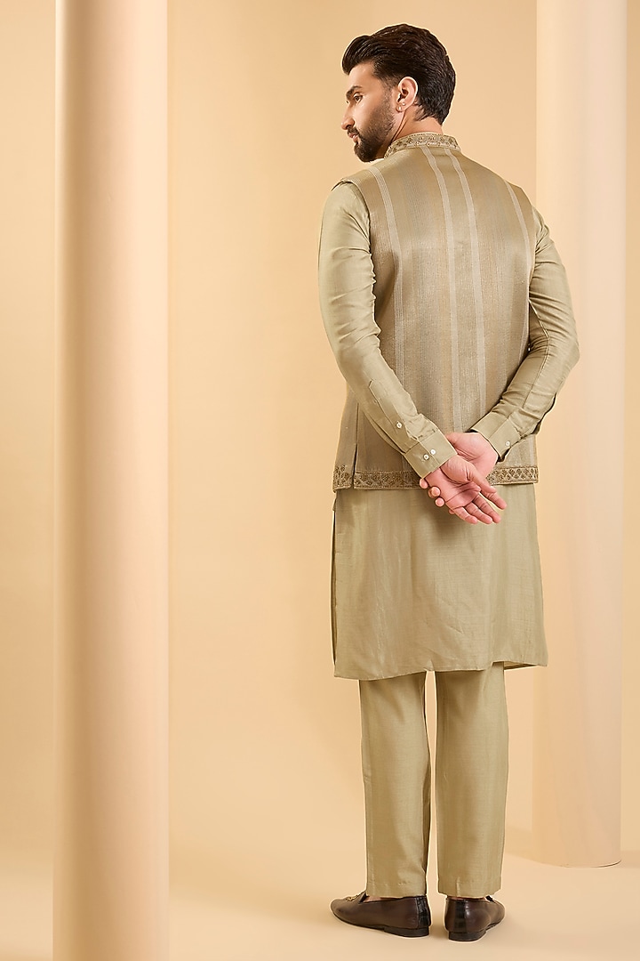 Camel-Colored Silk Bundi Jacket Set by SAMMOHAN at Pernia's Pop Up Shop