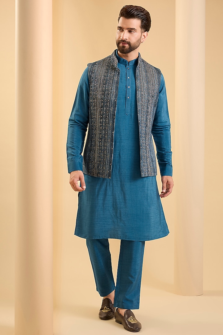 Navy Blue Silk Bundi Jacket Set by SAMMOHAN at Pernia's Pop Up Shop