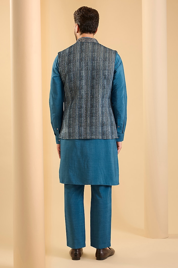 Navy Blue Silk Bundi Jacket Set by SAMMOHAN at Pernia's Pop Up Shop