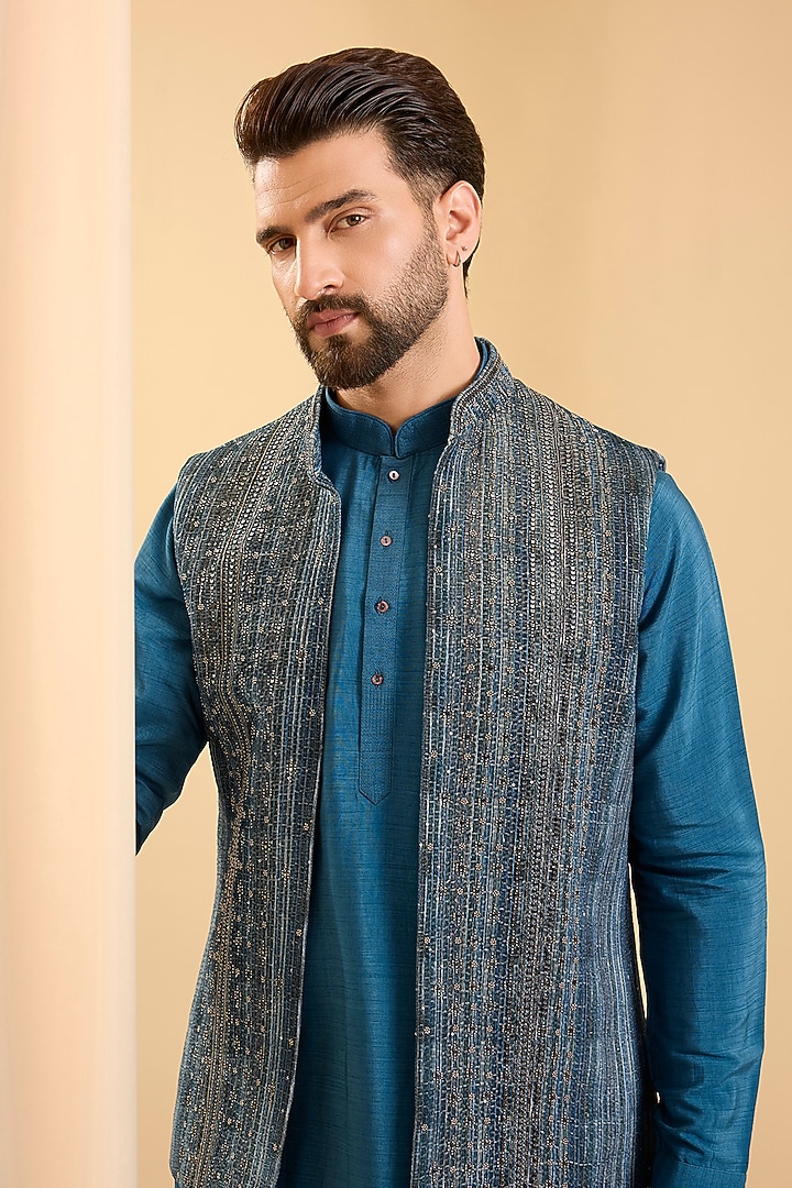 Navy Blue Silk Bundi Jacket Set by SAMMOHAN at Pernia's Pop Up Shop